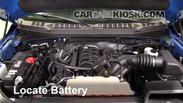 2016 Ford F-150 XLT 5.0L V8 FlexFuel Crew Cab Pickup Batterie Changement